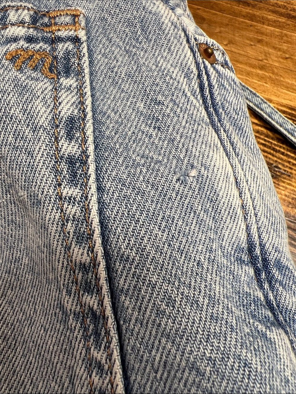Madewell The Ultimate Wide-Leg Jean in Airy Denim Size 27 NWT *flawed* - Picture 16 of 16